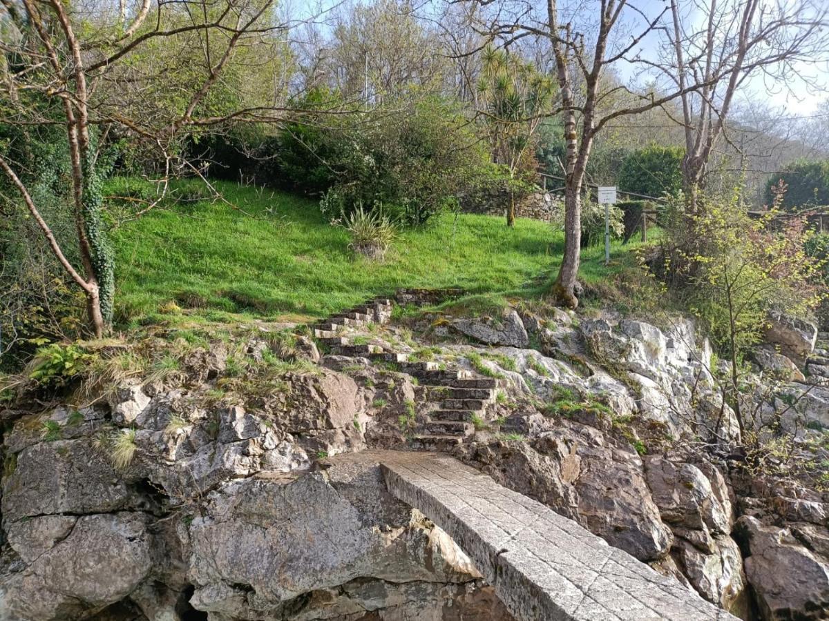 La Salmonera Cangas De Onis Caño Zewnętrze zdjęcie