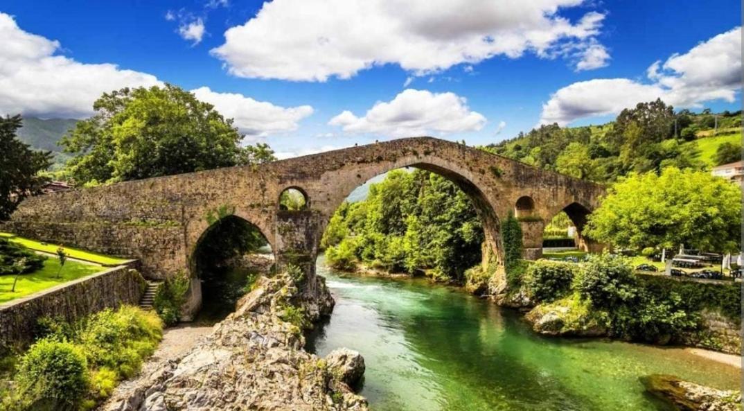 La Salmonera Cangas De Onis Caño Zewnętrze zdjęcie